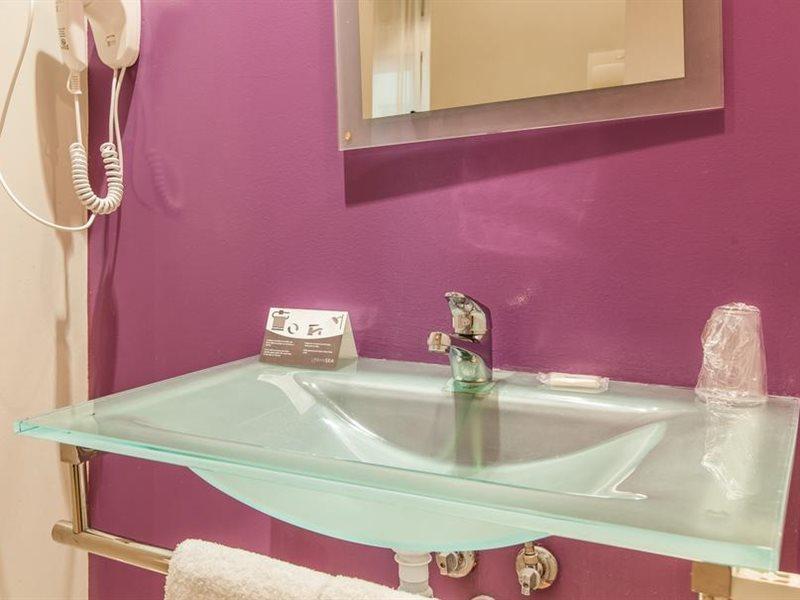 Hotel Urbansea Atocha 113 Madryt Zewnętrze zdjęcie