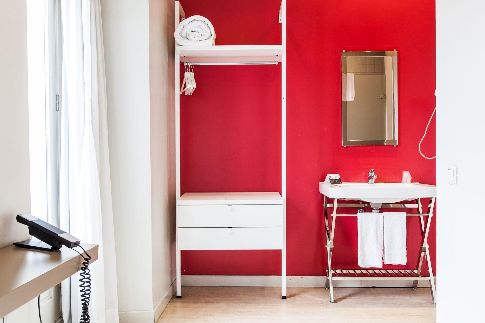 Hotel Urbansea Atocha 113 Madryt Zewnętrze zdjęcie