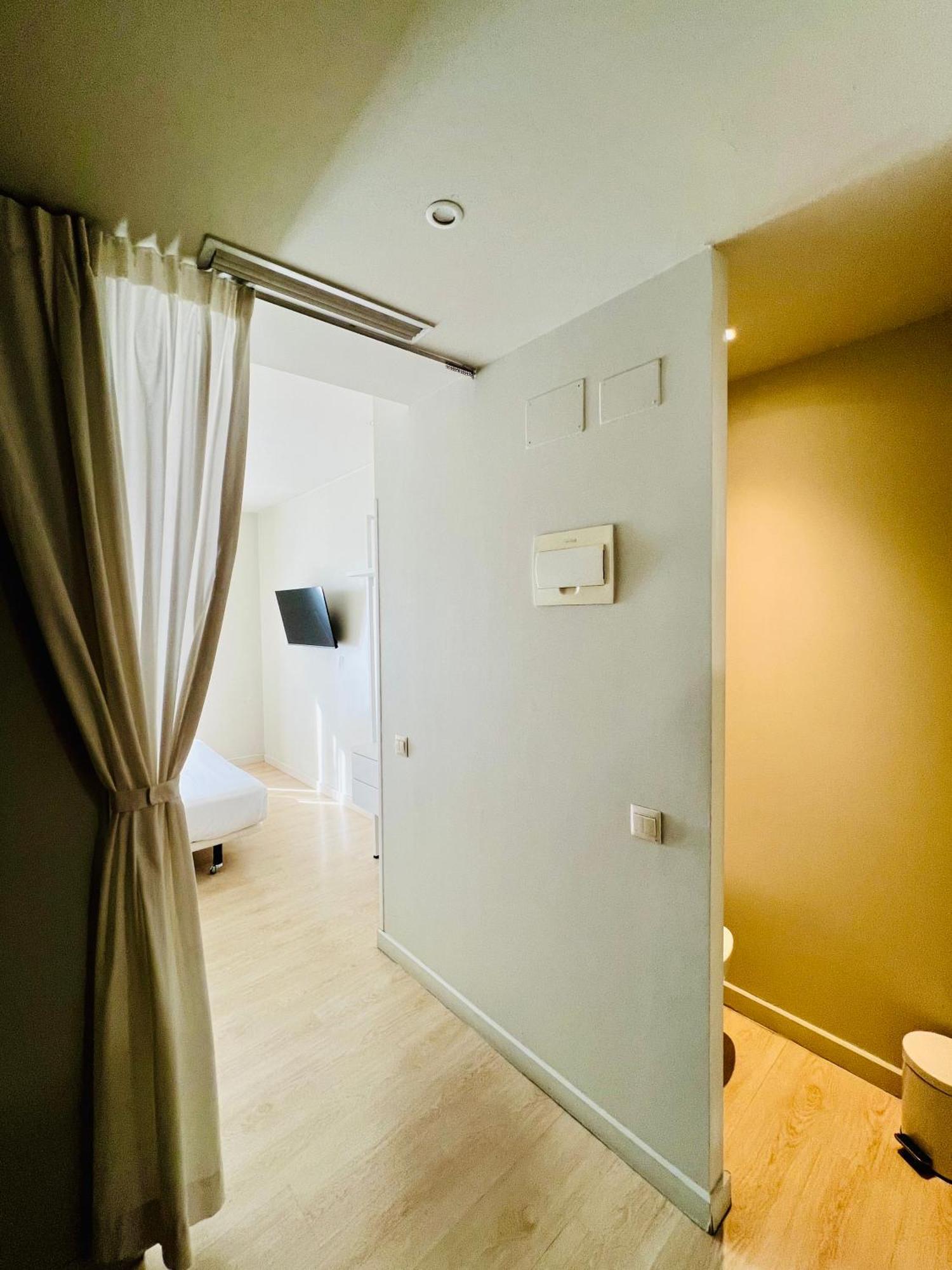 Hotel Urbansea Atocha 113 Madryt Zewnętrze zdjęcie