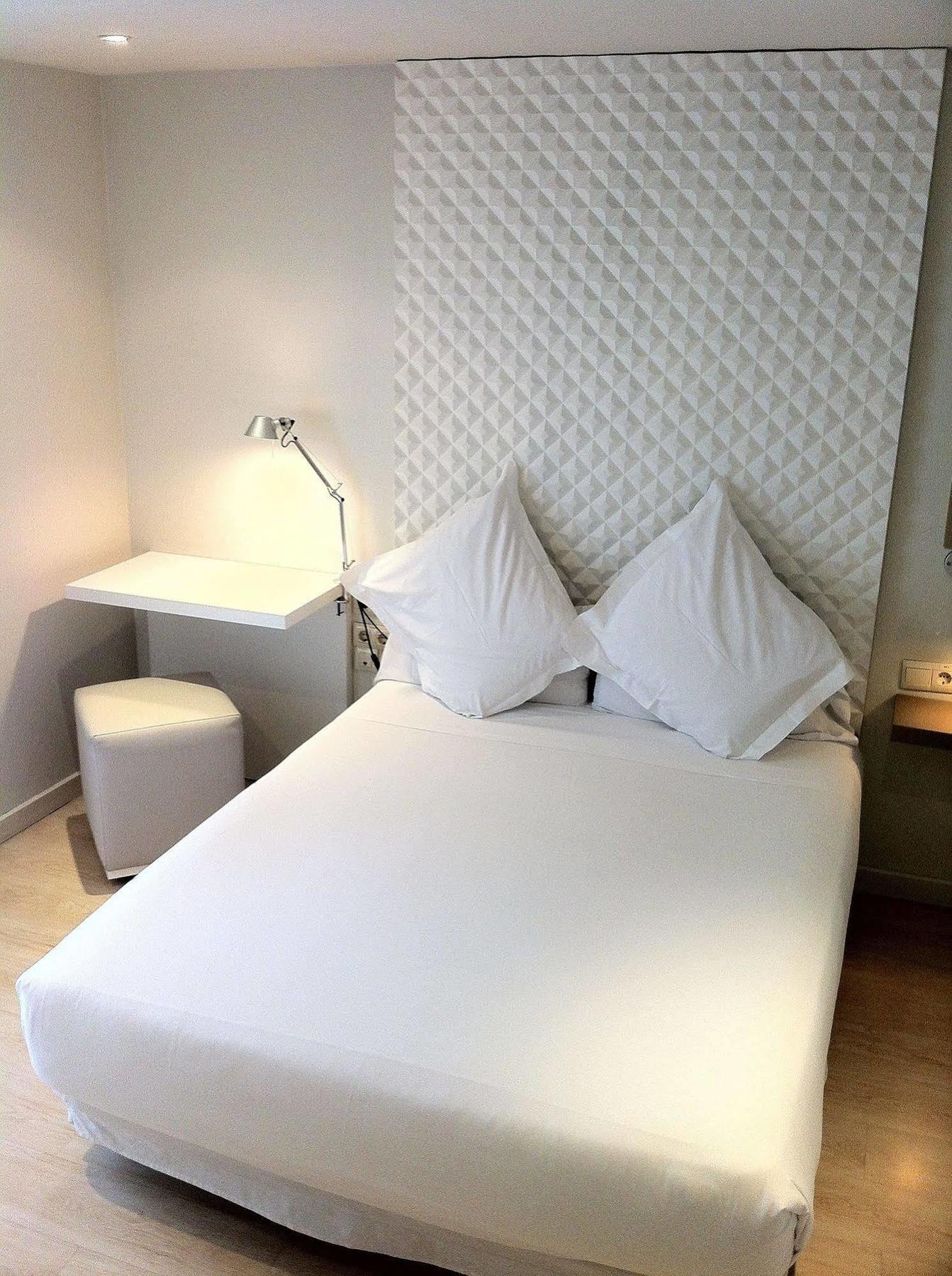 Hotel Urbansea Atocha 113 Madryt Zewnętrze zdjęcie